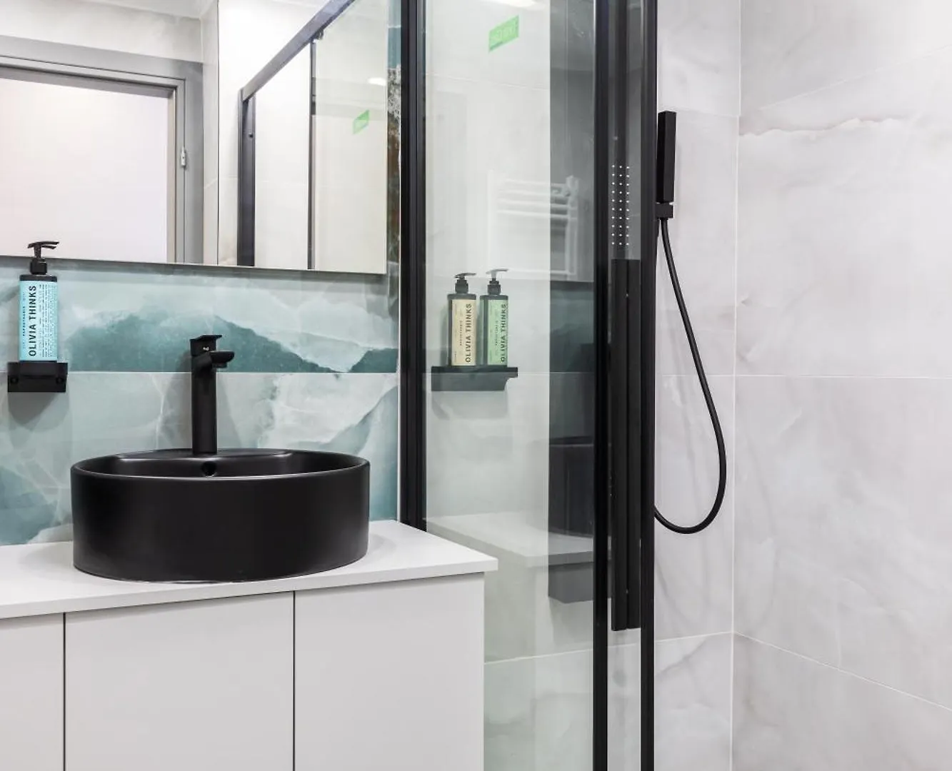 Ophelia Apartments By Halu!, Luxury Apt With Hot Tub Thessaloniki